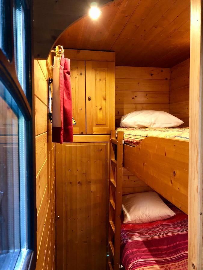 Millygite Roulotte - 4 Seasons Chalet-On-Wheels 외부 사진